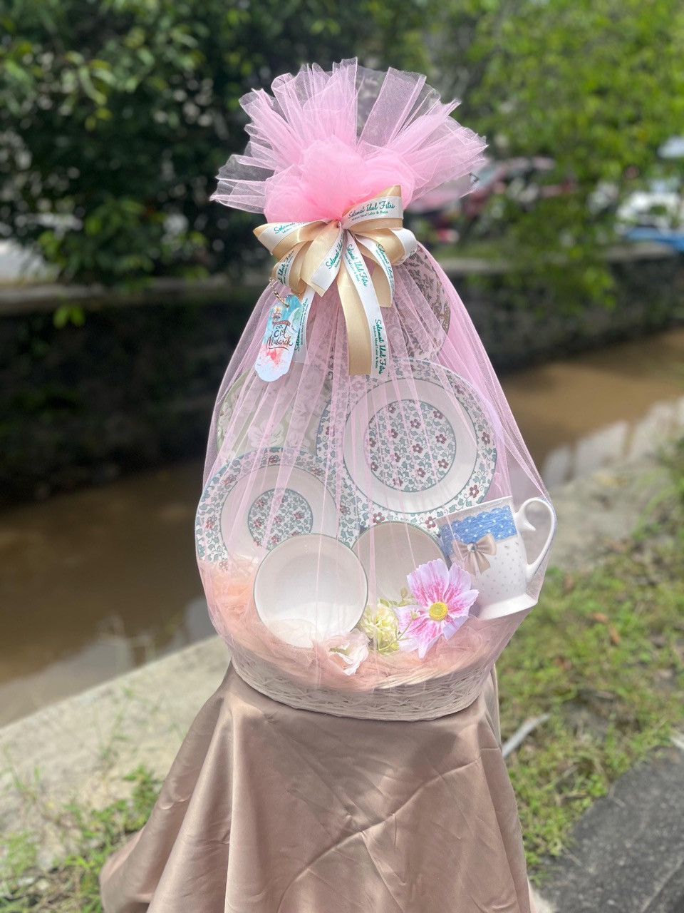 Hampers HAM-YYX6Q – Hampers Pecah Belah