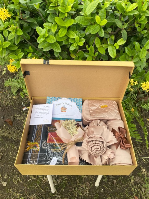 Hampers Box Alat Sholat HAM-YKSWN – Hampers